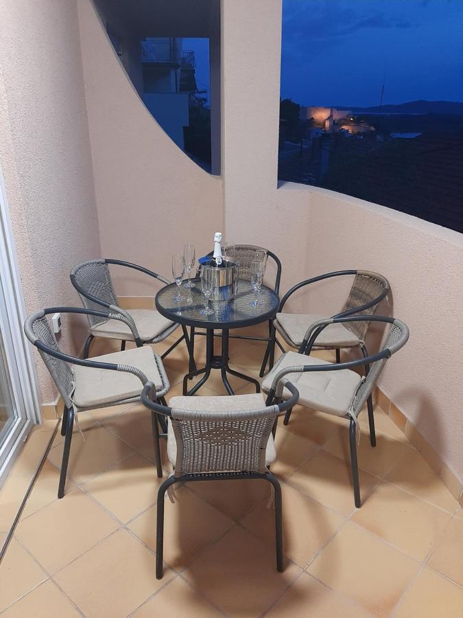 Bella Vista Apartment シベニク エクステリア 写真
