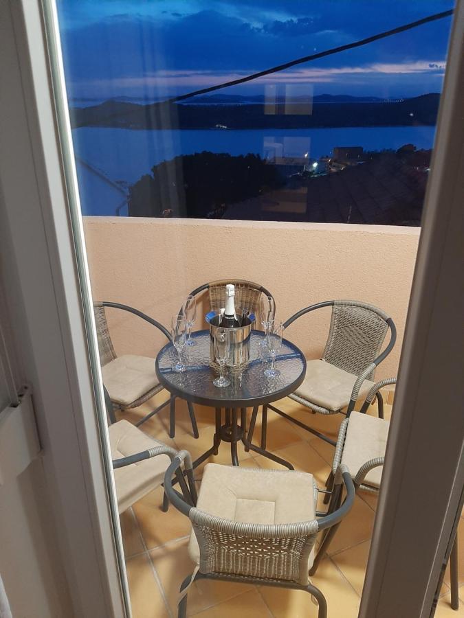 Bella Vista Apartment シベニク エクステリア 写真